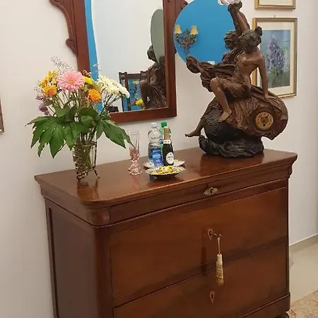 Amanda's Apartment